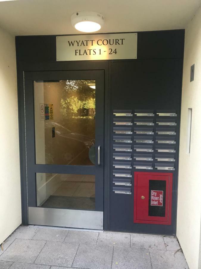 Wyatt Court Lägenhet London Exteriör bild